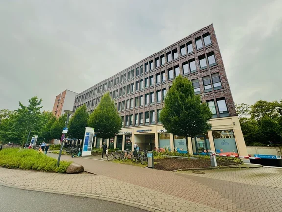 ac_uke_spectrum_aussen