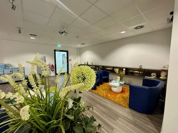 ac_uke_spectrum_wartebereich1