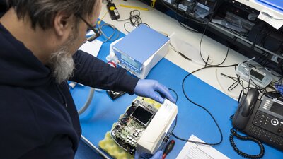 Techniker bei der Arbeit